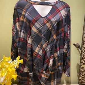 Maurices plaid top size 4